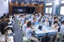 防“蓝屏”，核心技术必须自主可控