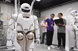 人形机器人如何跑好产业“马拉松”？