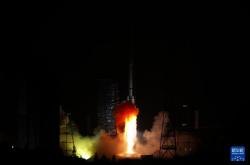 我国成功发射通信技术试验卫星十四号