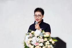 面对A I主播应“乐见其成，善用其能”