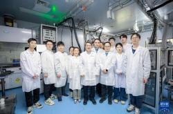纳米尺上“搭积木”：中国科学家发现常压下镍氧化物具高温超导电性
