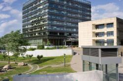 专访施耐德电气尹正：技术创新驱动新质转型，中国经验反哺全球丨能说会道