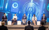 夏季达沃斯论坛｜AI怎么“+”企业？行业大佬这么说