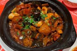 拒餐厅“投喂”预制菜 消费者盼餐饮“于东来”