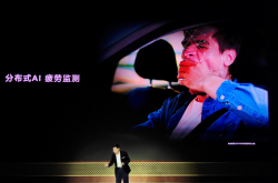 华为10亿元天工计划启动，鸿蒙押注AI智能体生态赛道