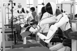 以服务型制造推动制造业转型升级