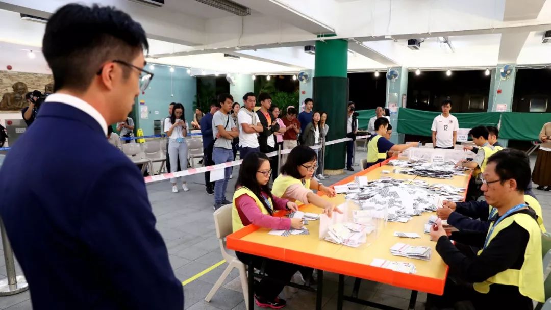 一同推动中国航天走向“星辰大海”——探访香港理工大学深空探测研究中心