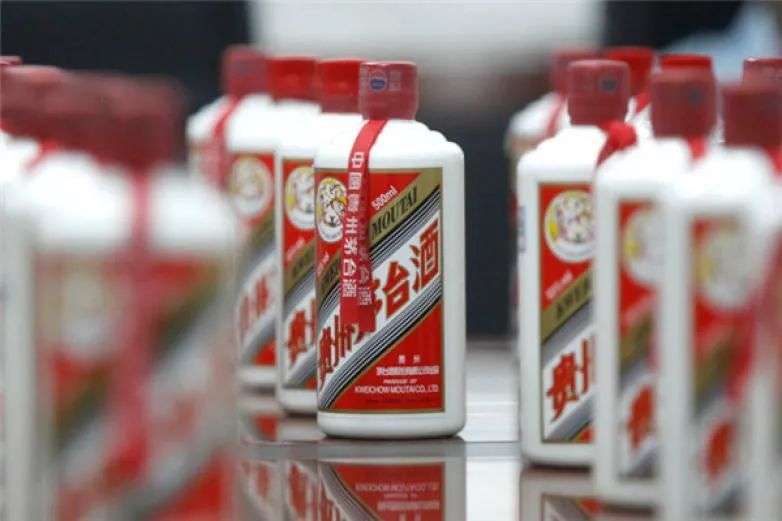茅台大涨带动白酒板块回温 市场与行业再次“握手言和”？