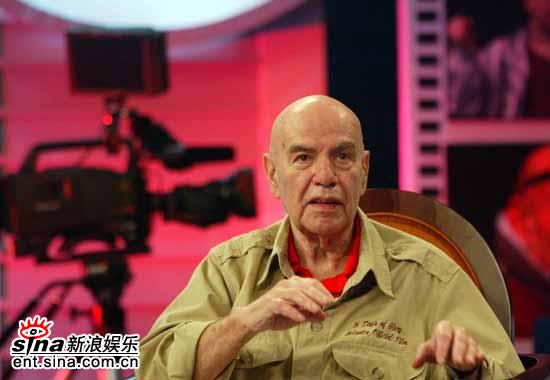 对话导演刘伟强:拍电影从来都是困难的,所以要坚持丨新消费家