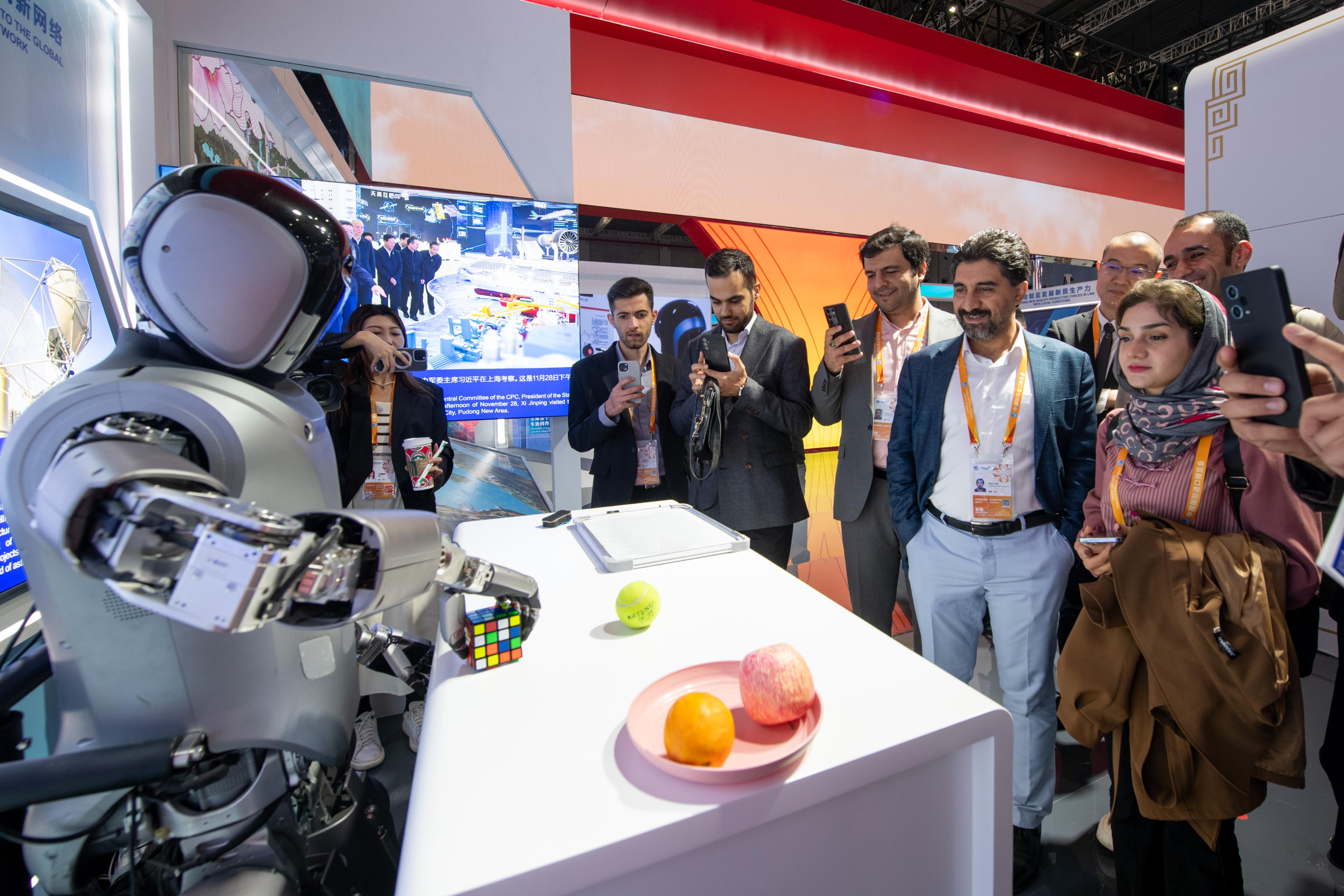 人形机器人、商业航天、创新药等扎堆亮相科博会