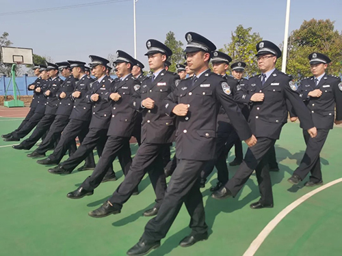 消费舆警指数｜巨子生物“配方含量造假质疑”背后，美妆成分检测成灰色地带？