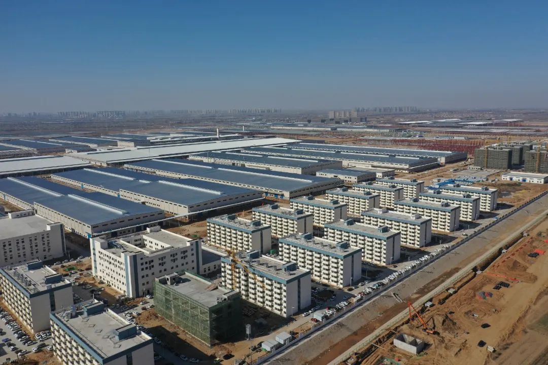 实探富士康郑州iPhone工厂：生产线背后的中国供应链