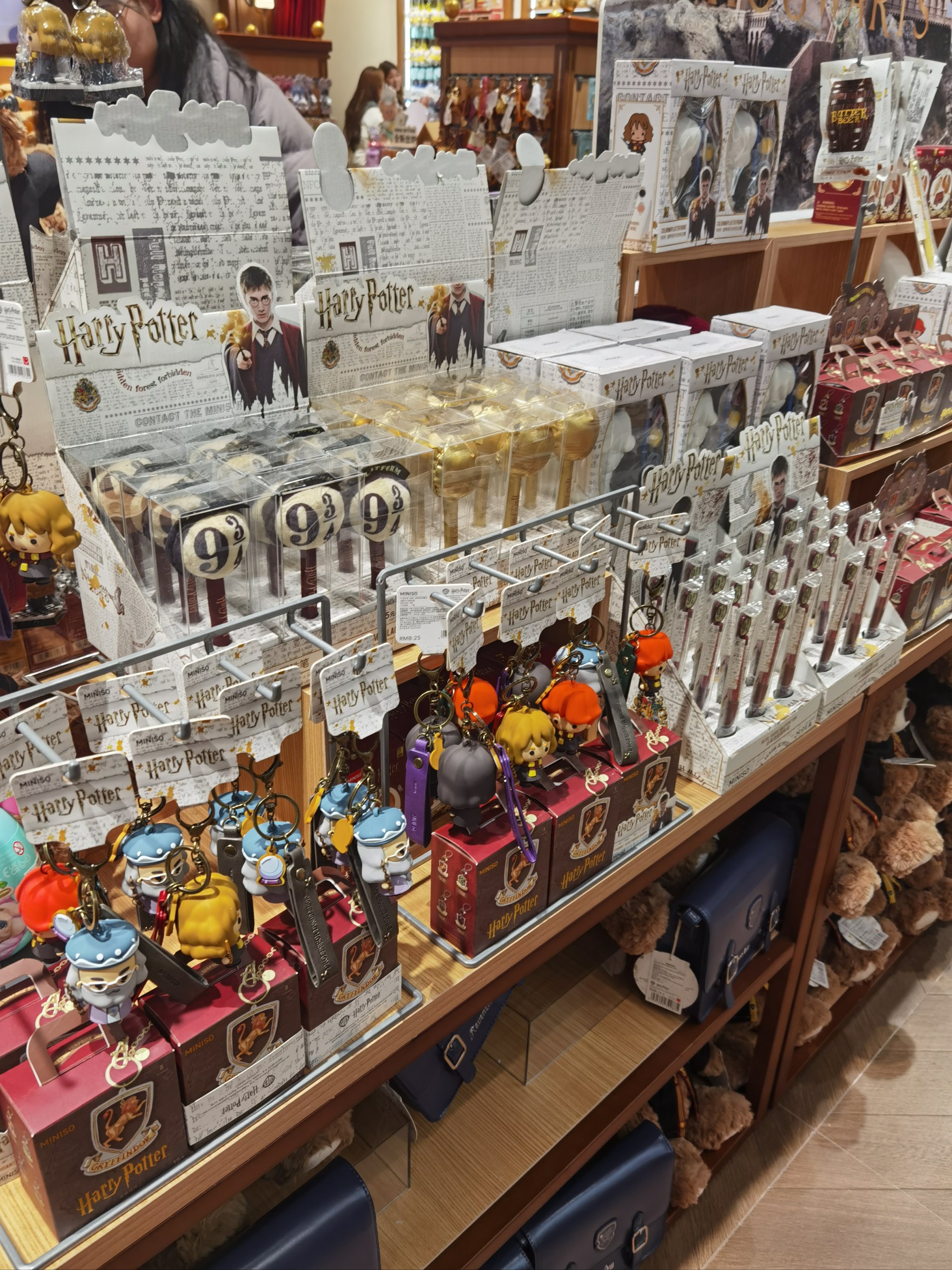 进驻南京德基，名创优品成为首个在全球顶奢商圈打造IP空间的中国品牌