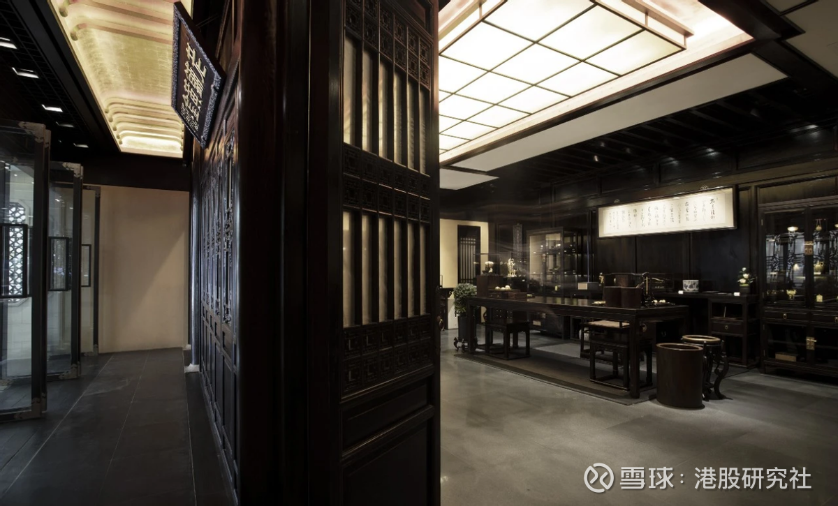六大黄金珠宝公司上半年总净利52亿元：老凤祥、中国黄金业绩齐跌，老铺黄金狂飙