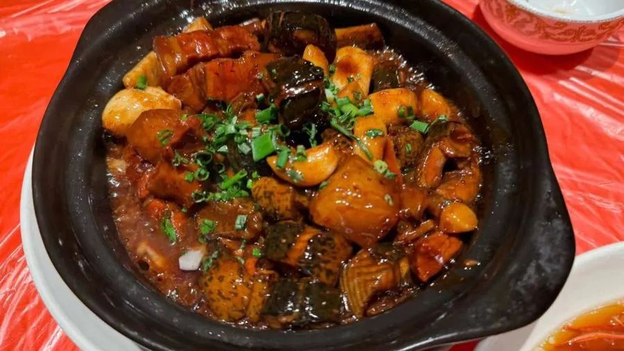 拒餐厅“投喂”预制菜 消费者盼餐饮“于东来”
