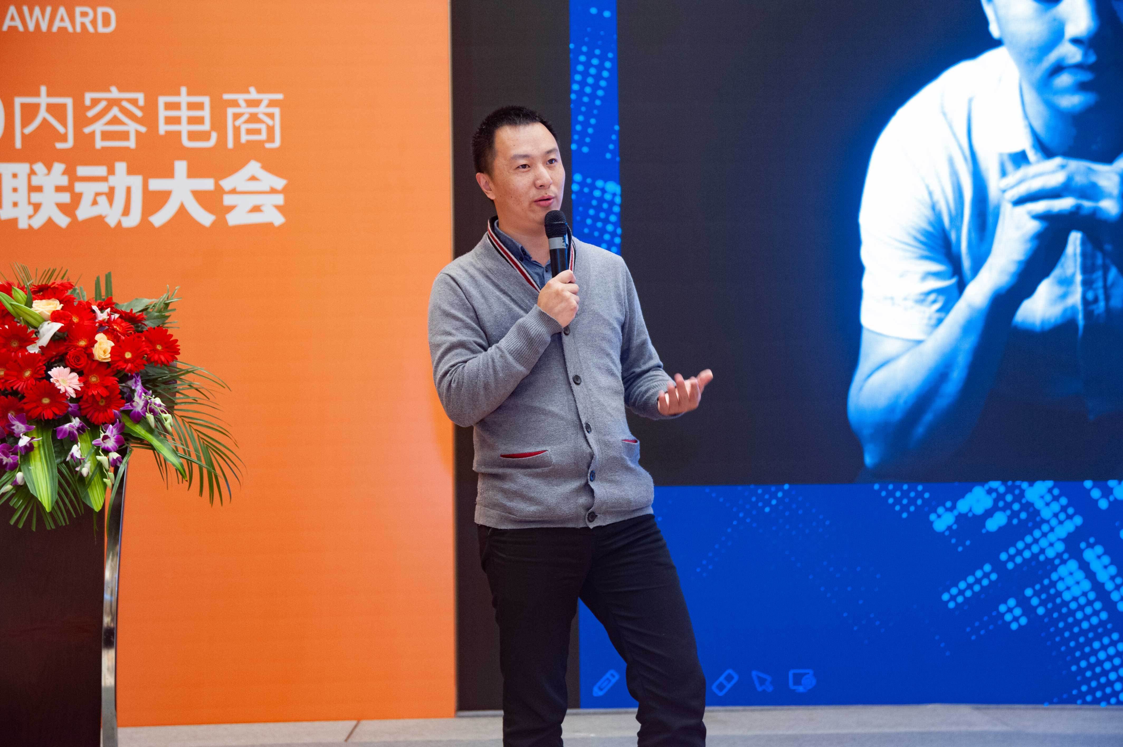 华为徐直军演讲干货炸裂：昇腾、超节点、鲲鹏、灵衢大公开