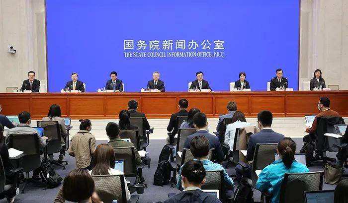 吴清发布会答问十要点：中国资产吸引力明显增强，打好“组合拳”应对外部冲击