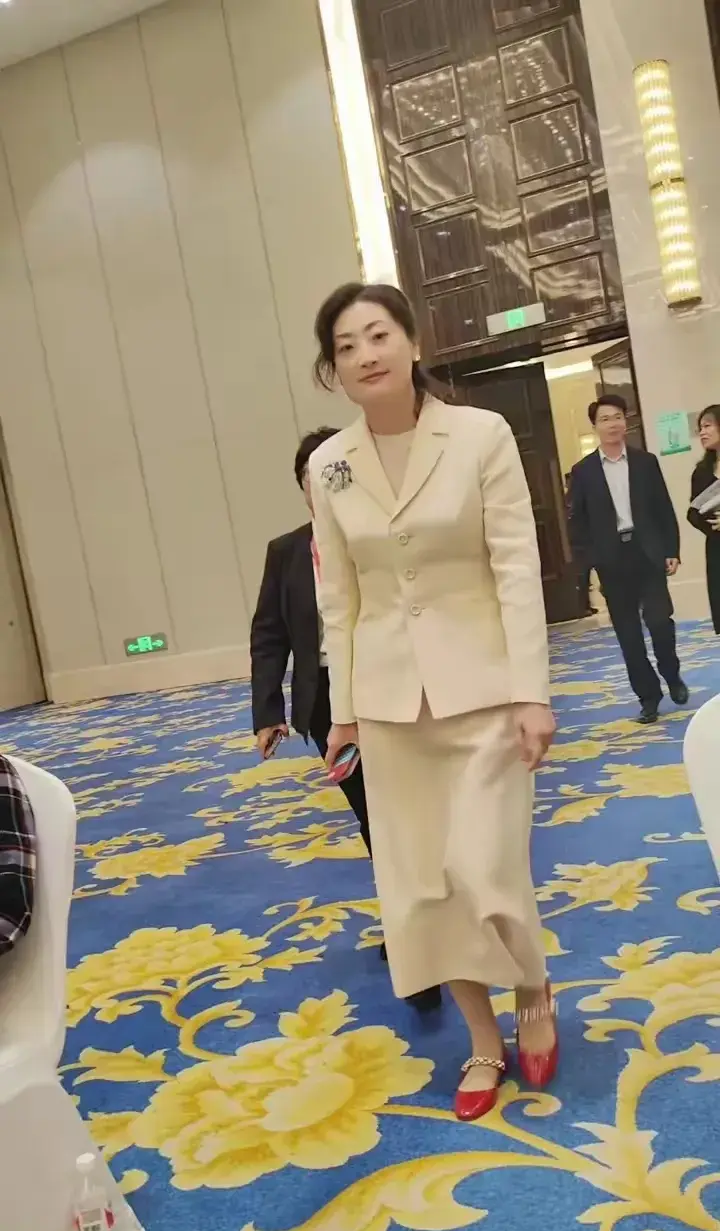 宗馥莉辞职，“娃小宗”能否扛起大旗？