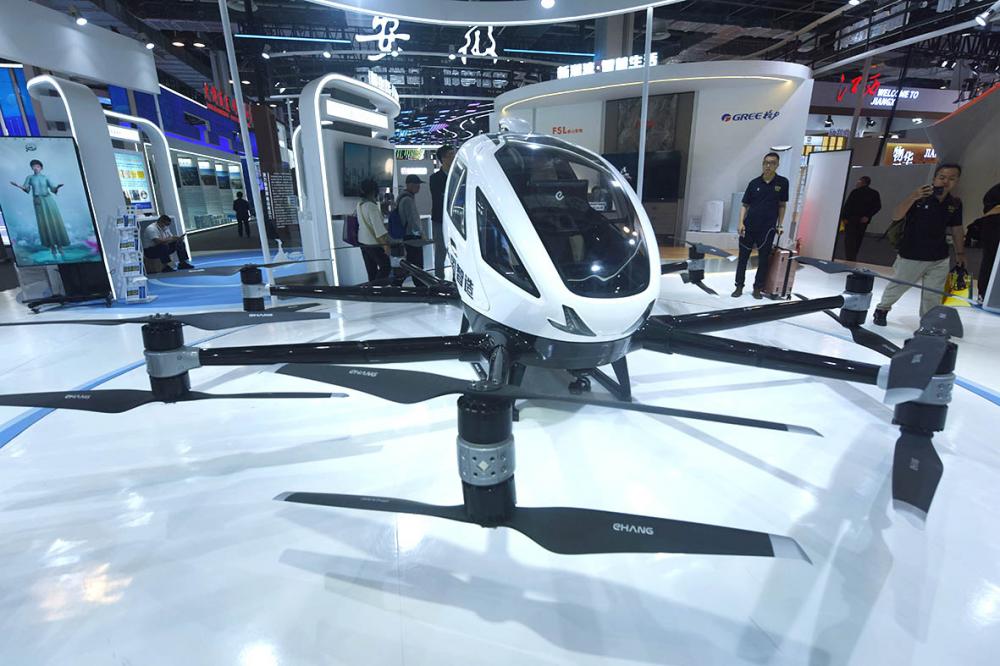 四中全会精神在基层|百米低空如何掀起万亿风口?来黄埔低空经济产业园解锁答案!