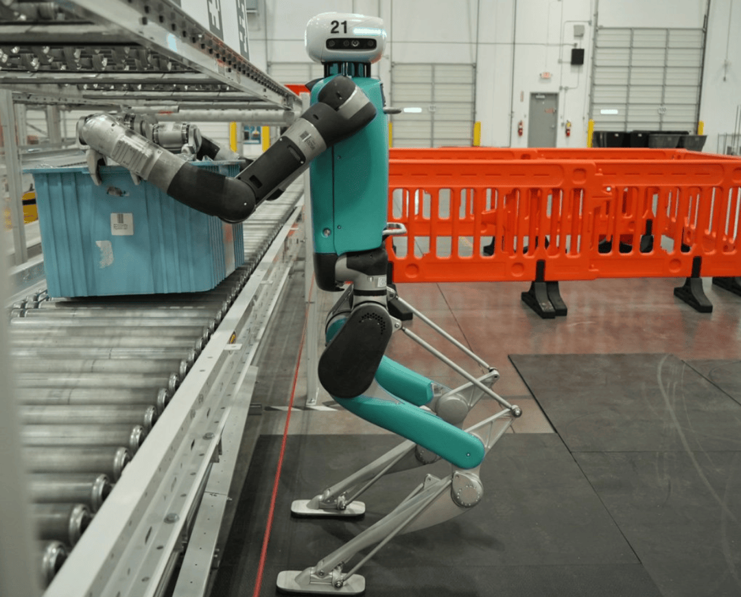 四中全会精神在基层｜记者手记：每周都在迭代！人形机器人为啥进步“神速”？