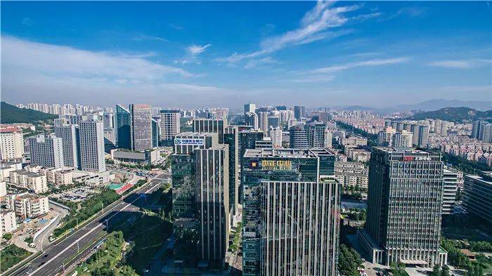 多个“10万+”项目集中入市：华润置地上海高端市场寻破局