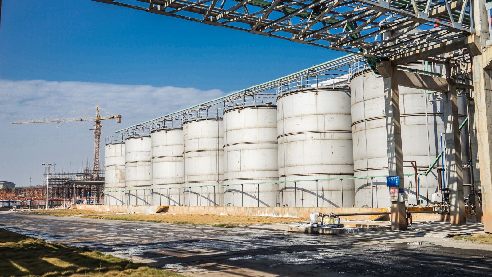 供需反转？“锂业双雄”定调、乐观情绪高涨，投机资金却已撤离