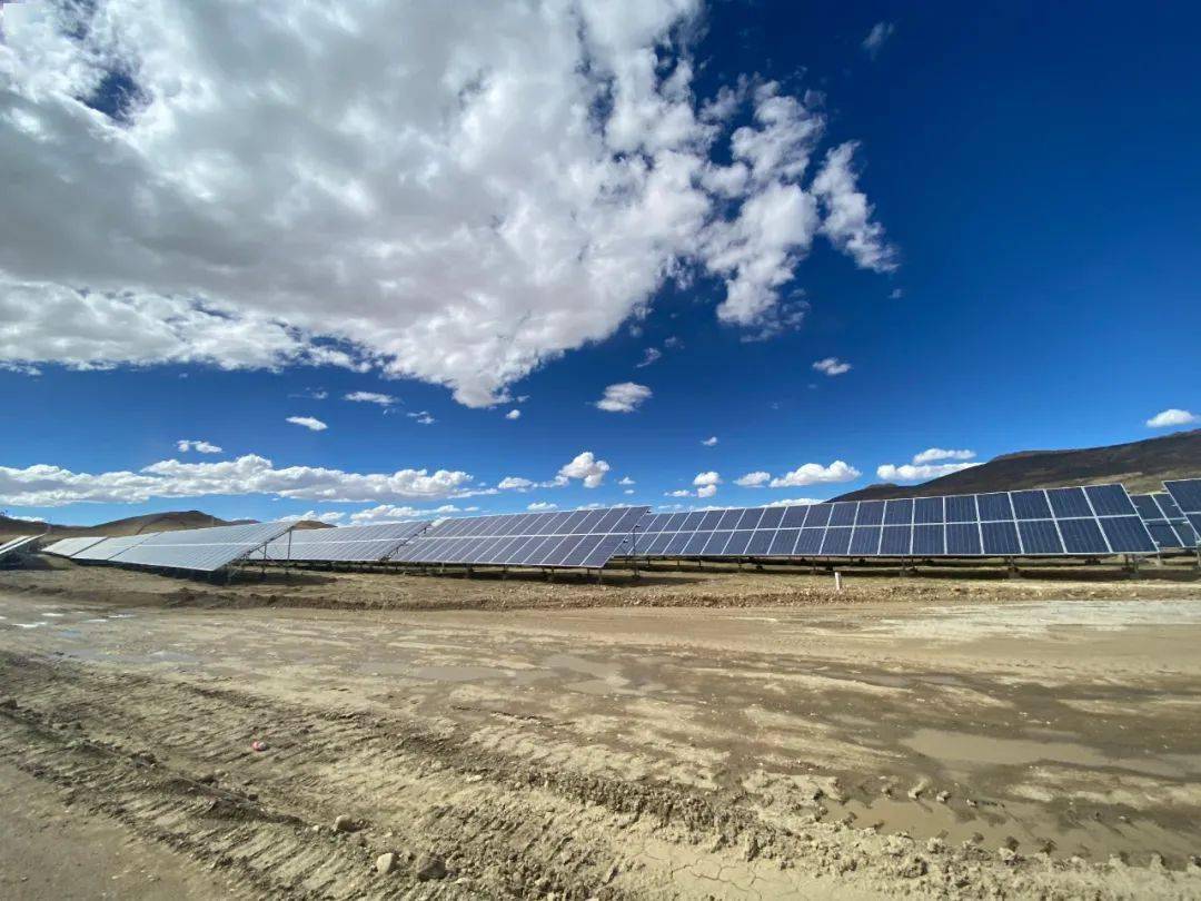 7天24小时100%用光伏电，构网型储能为弱电网安上定海神针