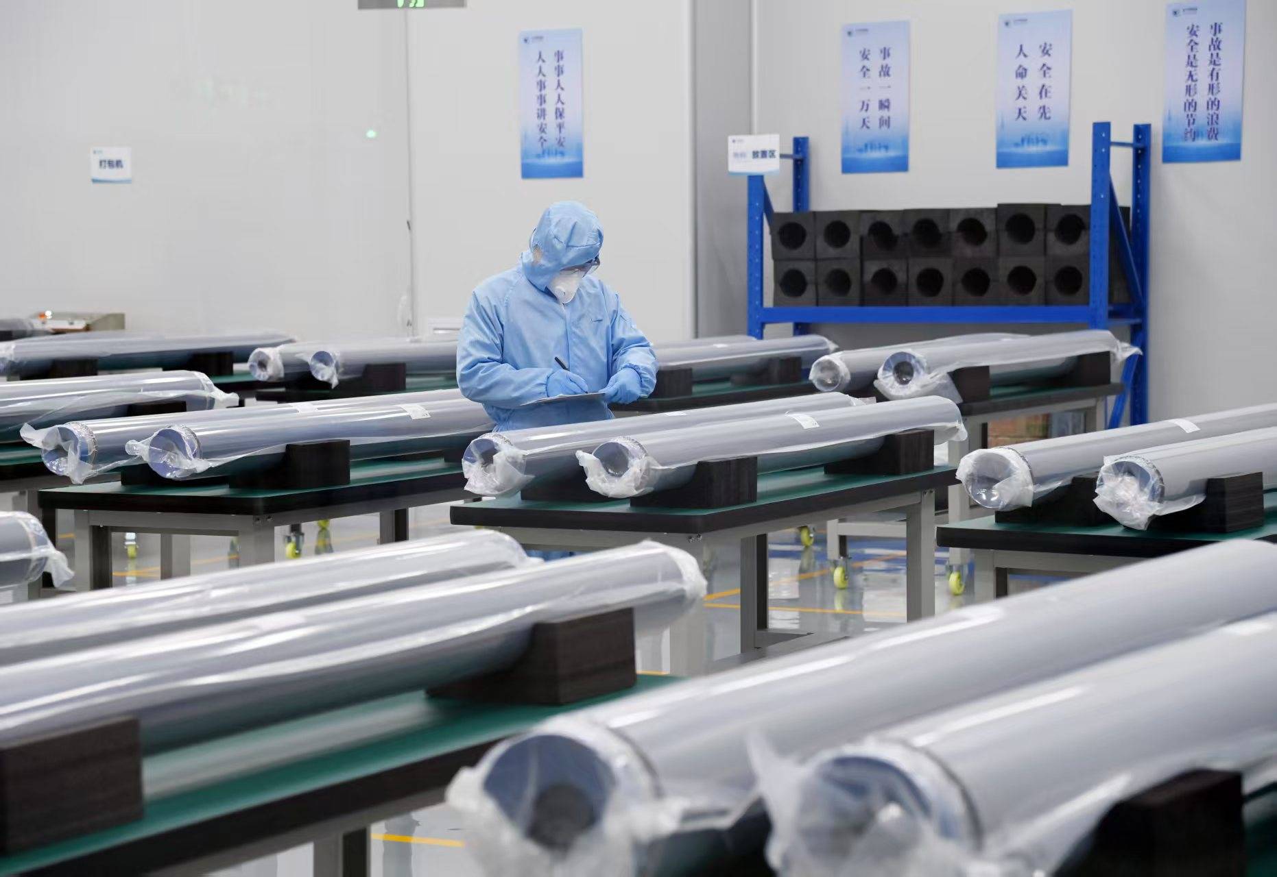 业绩与股价齐飞 深市533家专精特新“小巨人”企业释放大能量