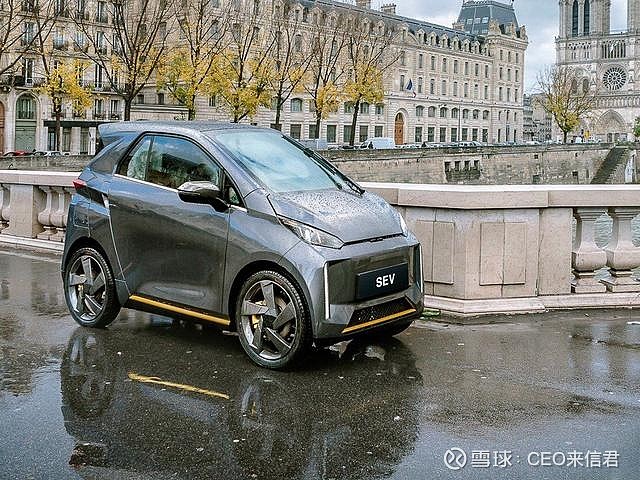 李想造AI眼镜：未被暂停过的项目、从未公开的野心