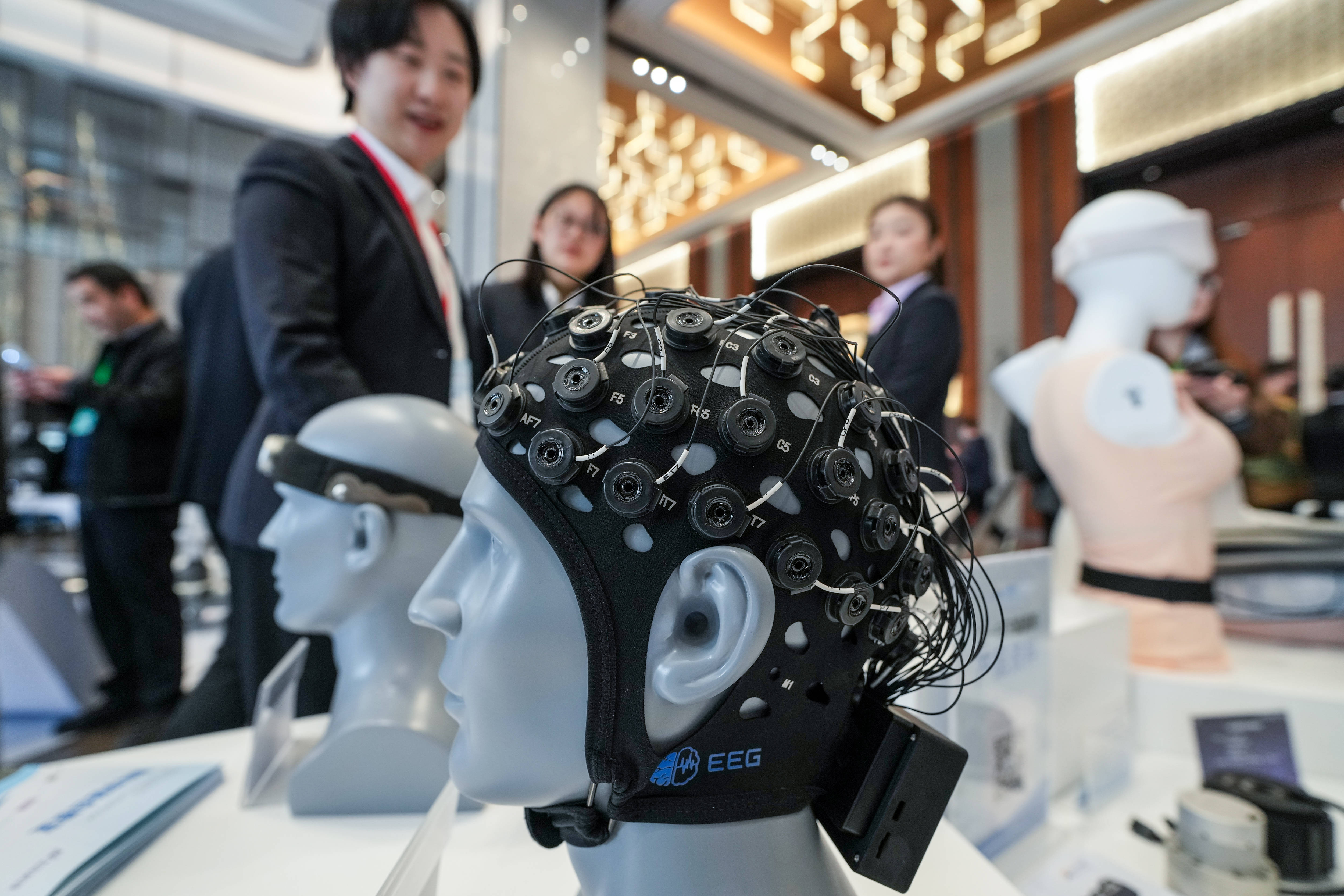 新华鲜报·“十四五”发展亮点|领先!超500万件有效发明专利点亮创新之路