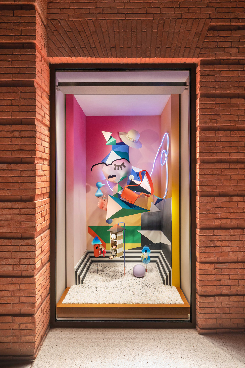 爱马仕在中国市场“涨不动价”了 丨 二姨看时尚